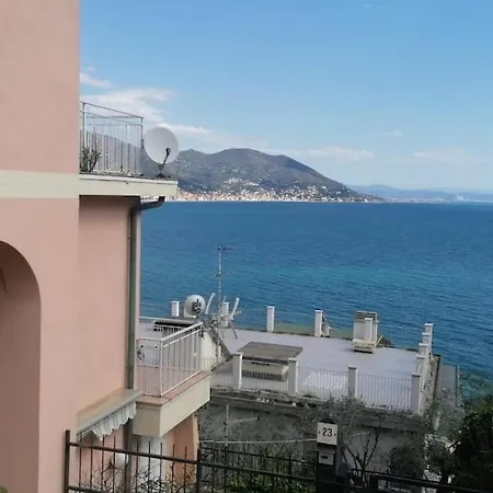 Daire Belo Horizonte Free Parking, Sea Front Laigueglia